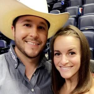 Meet your Posher, Logan